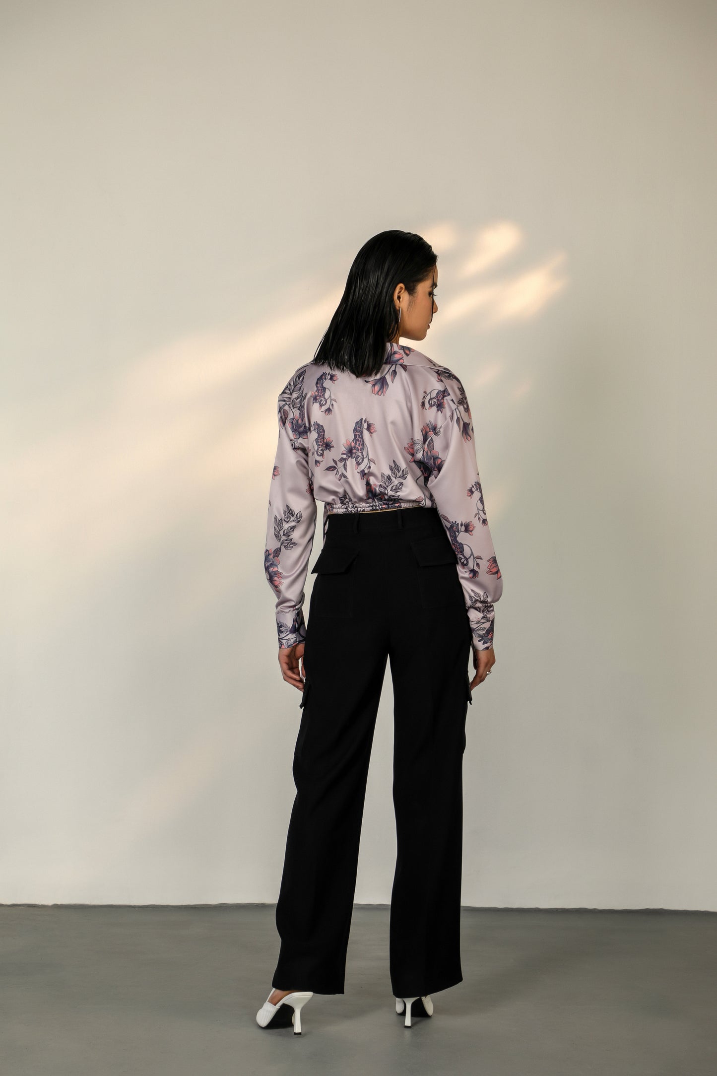 DEERLEO ROSE CROP SHIRT
