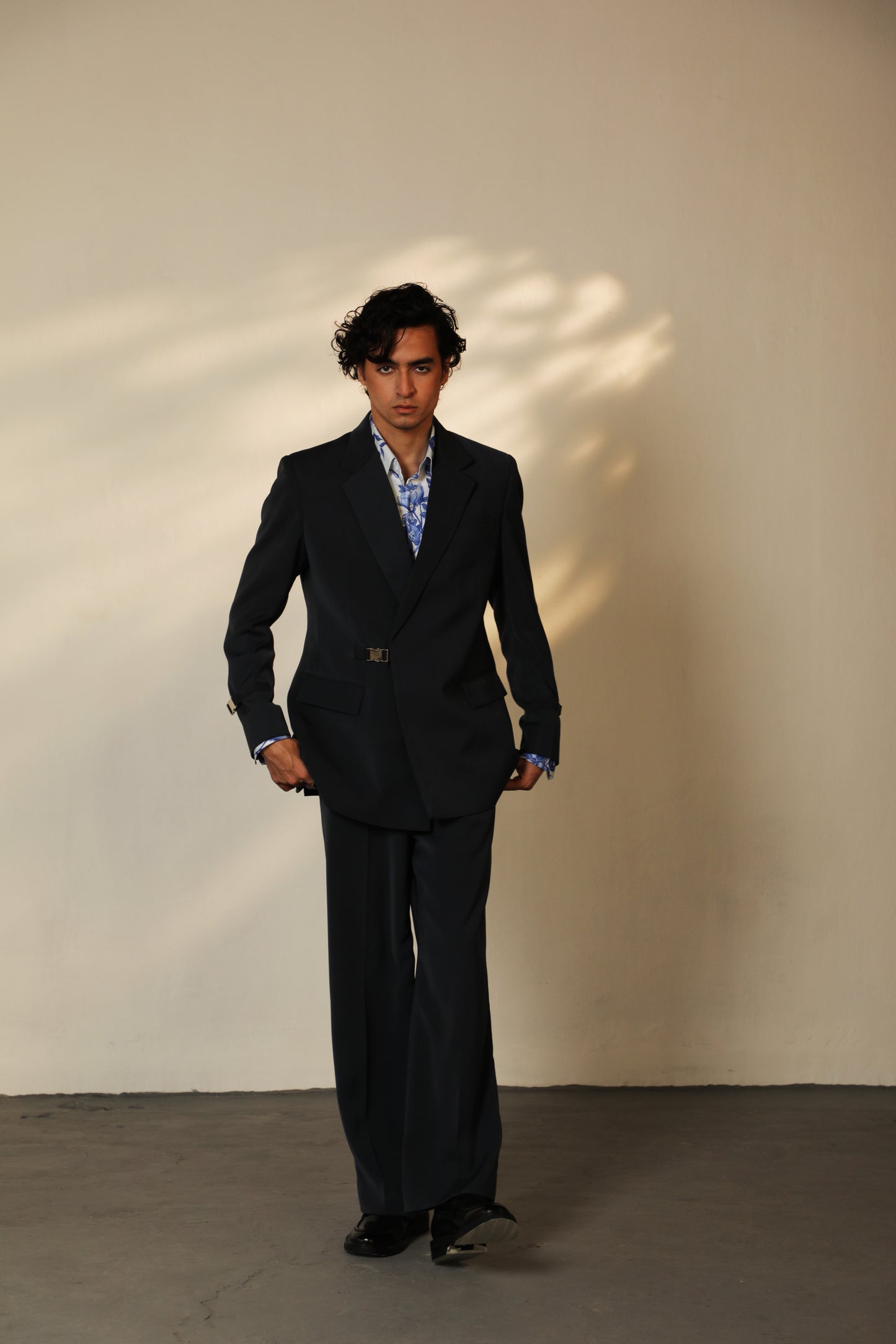DARK GREY DOUBLE BREASTED BUCKLE BLAZER
