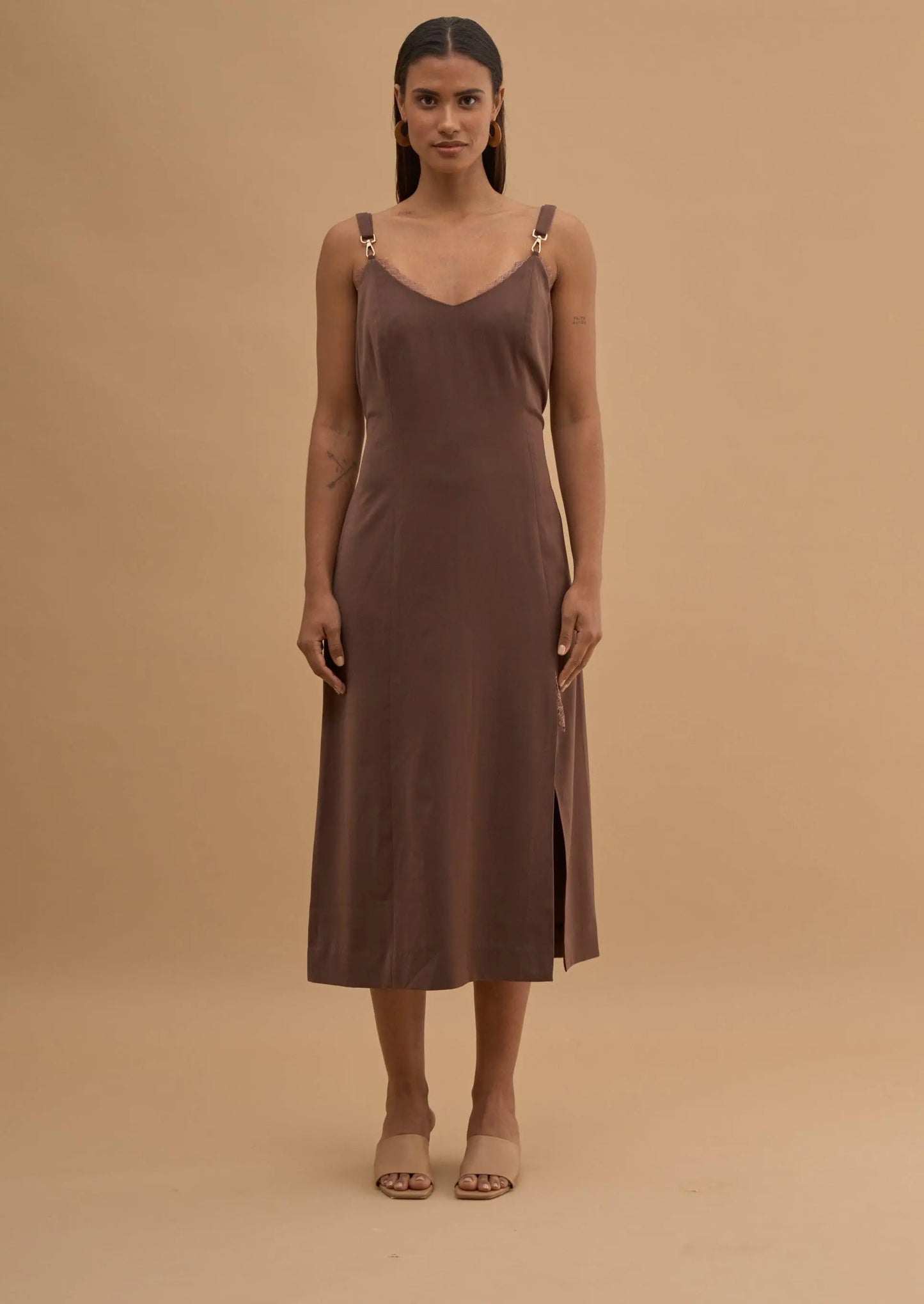 LACEY BUCKLE DRESS 