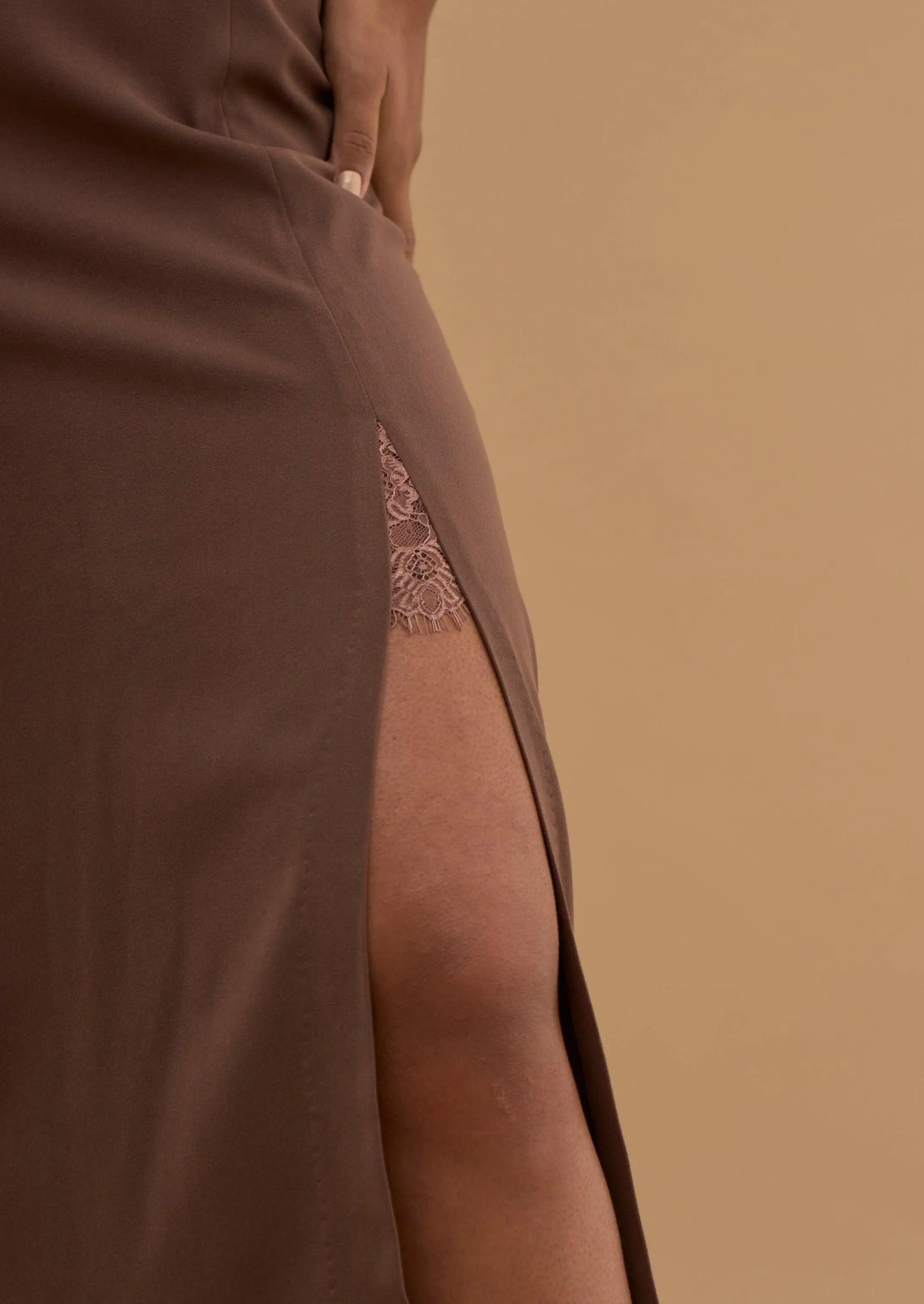 LACEY BUCKLE DRESS 