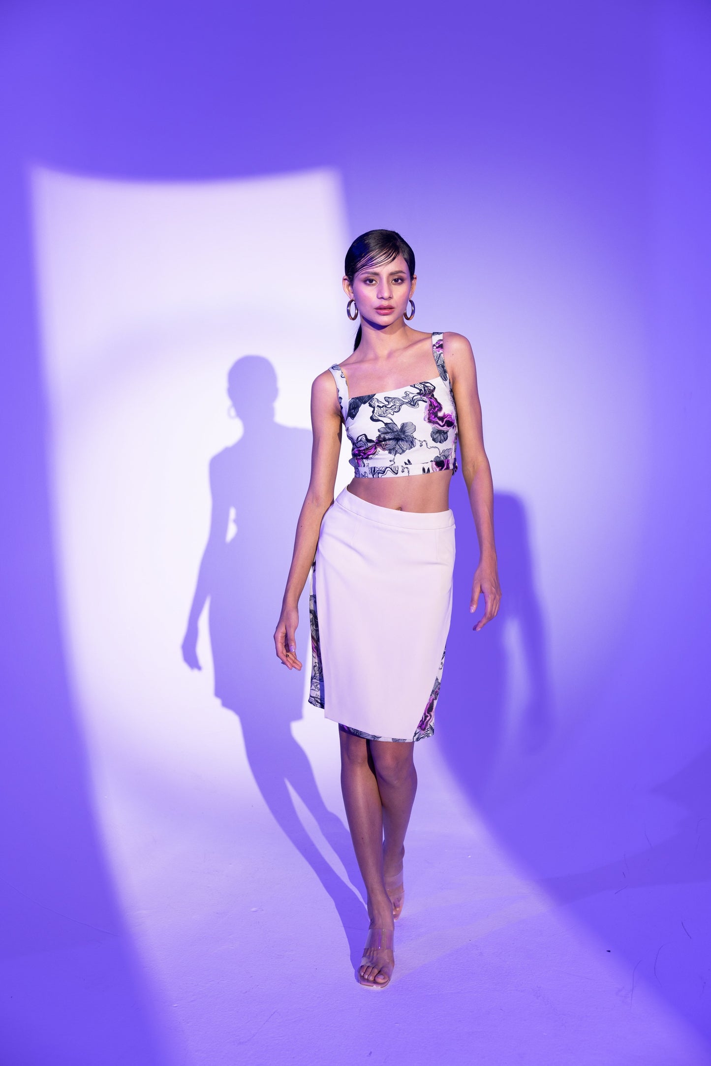 TAFFY SWIVEL CHAMBER CROP TOP