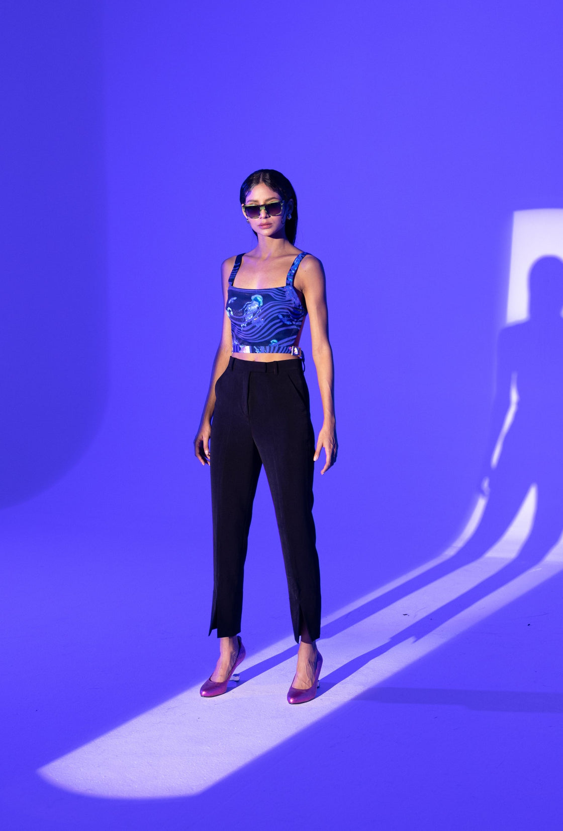 ELLY BUCKLED CHAMBER CROP TOP 