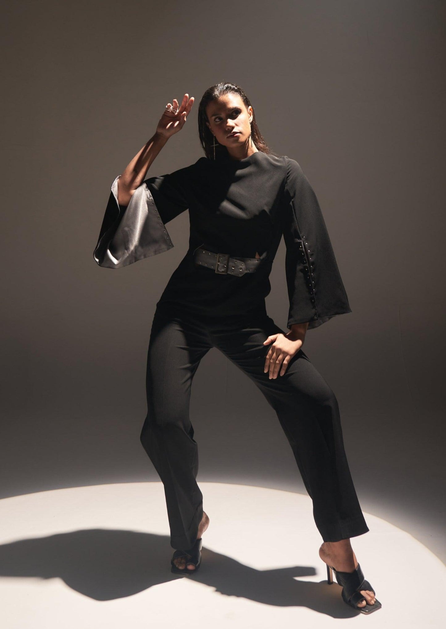 VENT OUT SLEEVE JUMPSUIT 