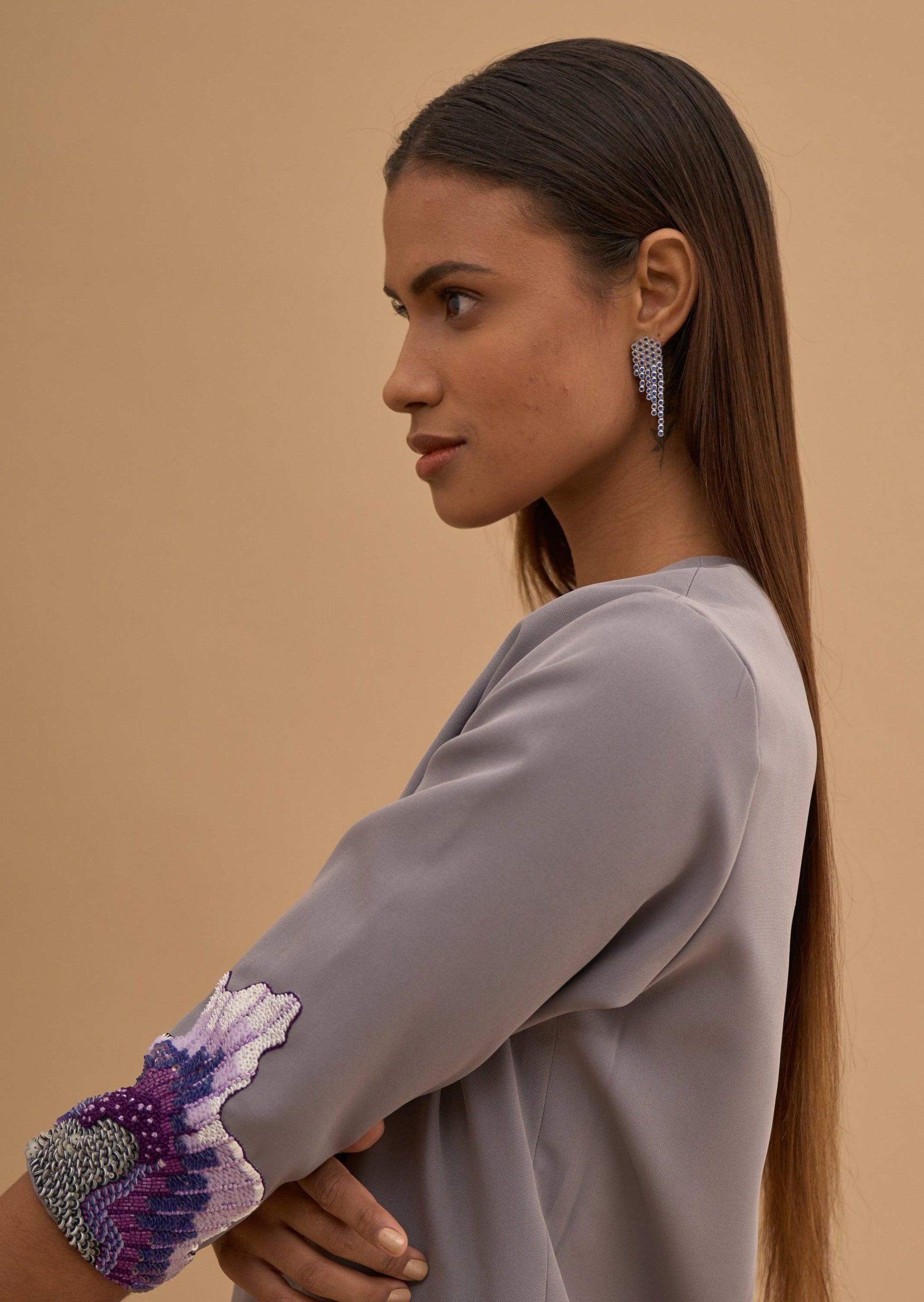 EMBROIDERED SHIFT DRESS 