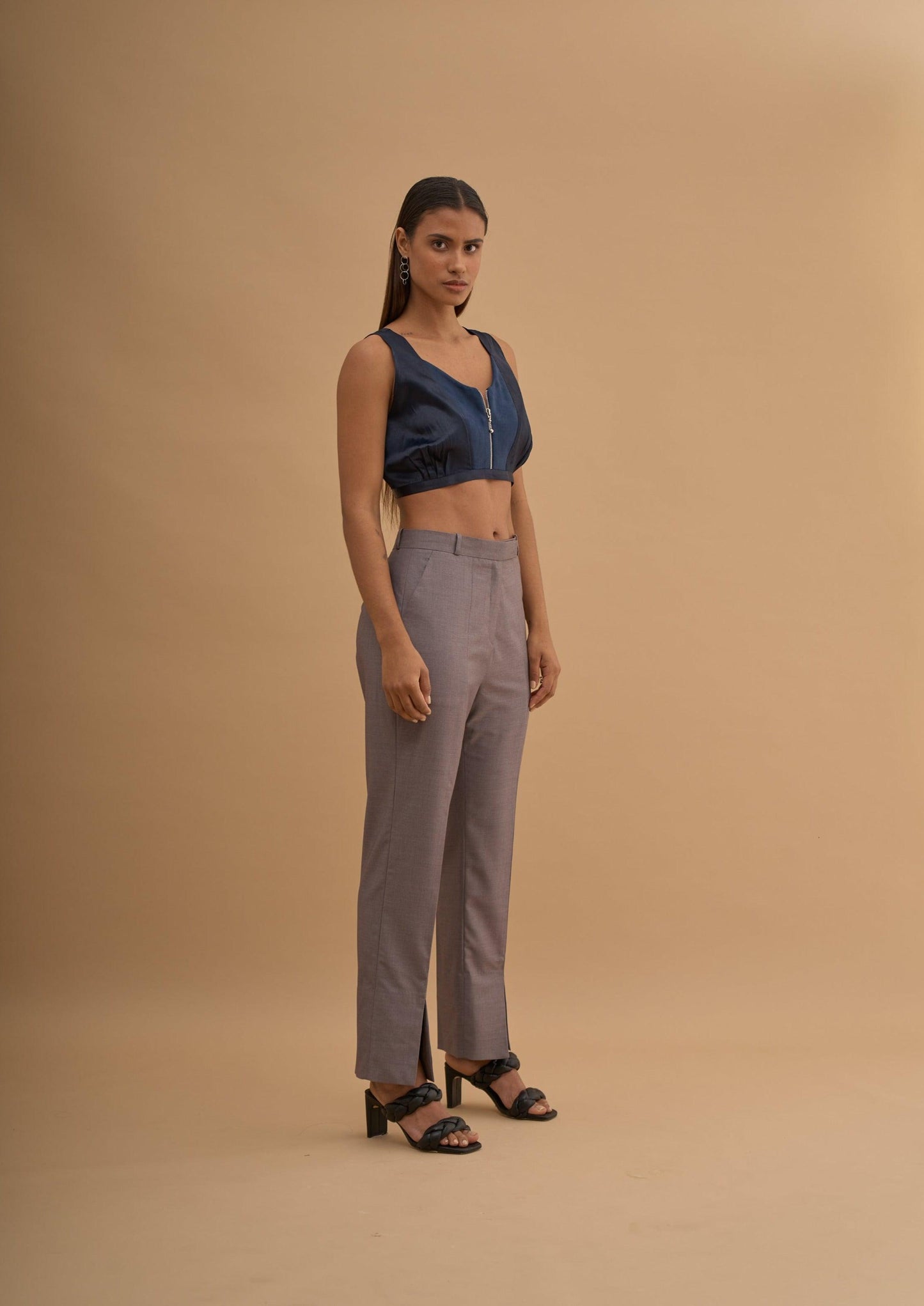 SHOW ZIPPER BRALETTE 