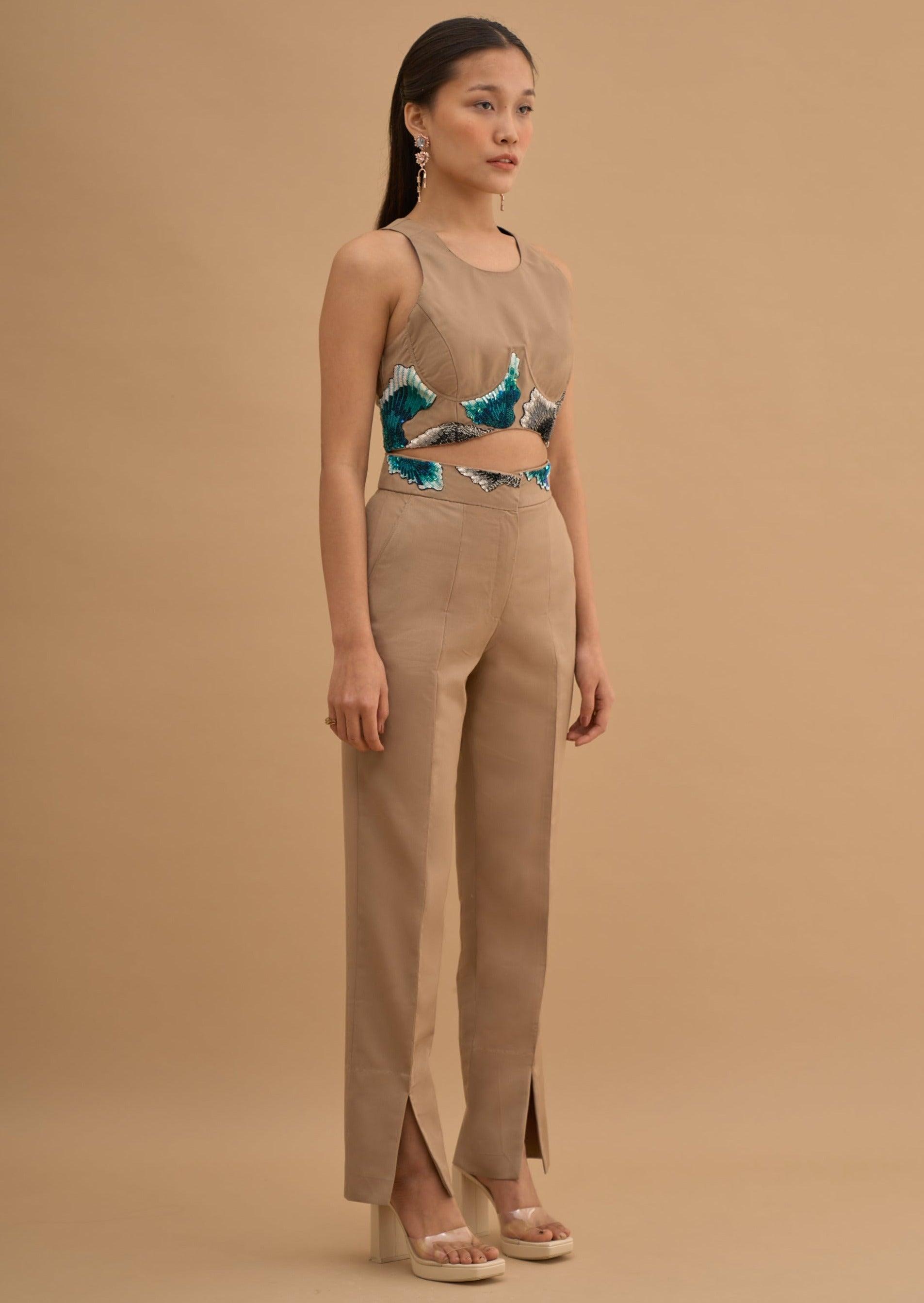EMBRIODERED ANKLE SLIT STRAIGHT PANTS 