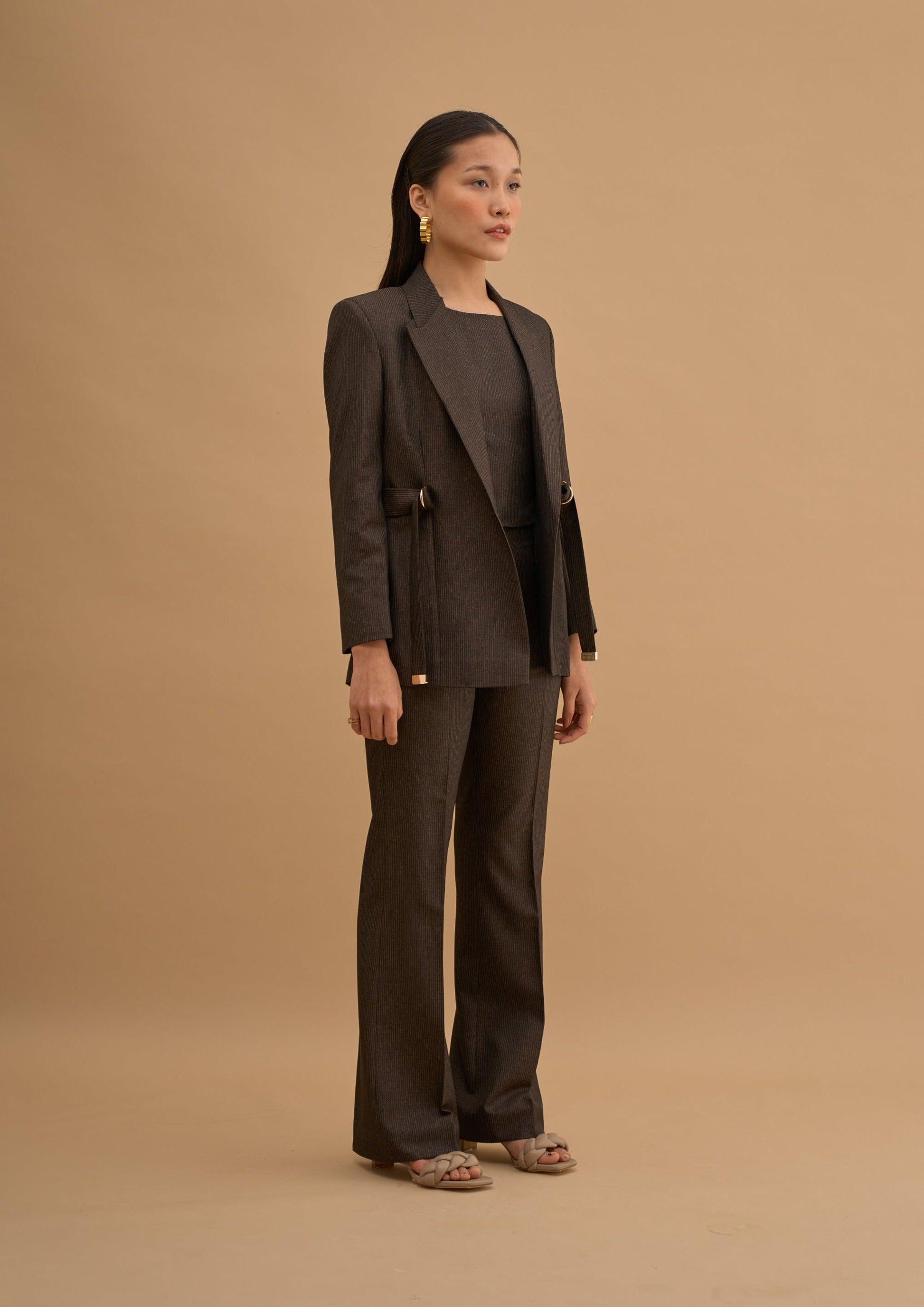SIDE PANNELED BLAZER 