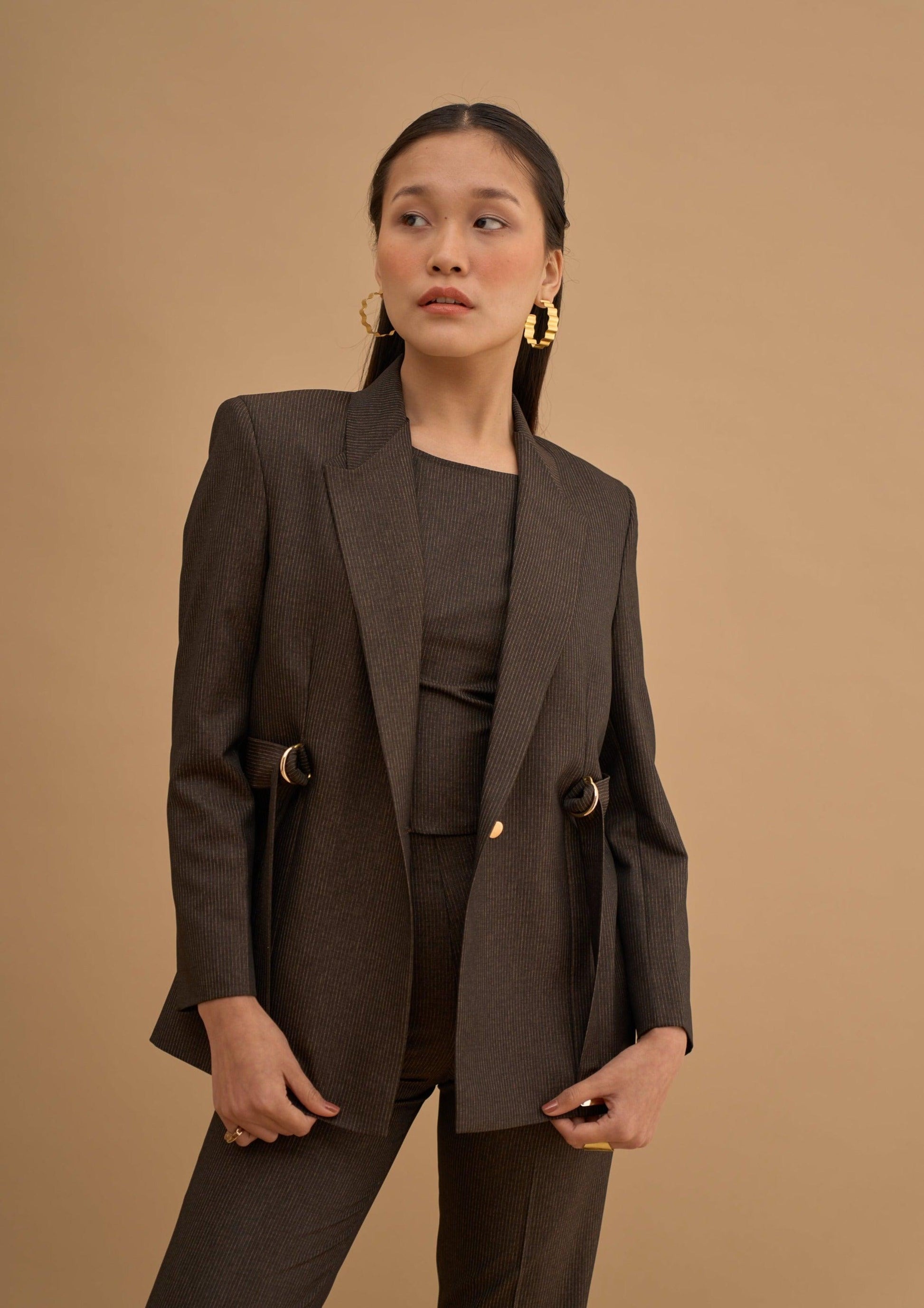SIDE PANNELED BLAZER 