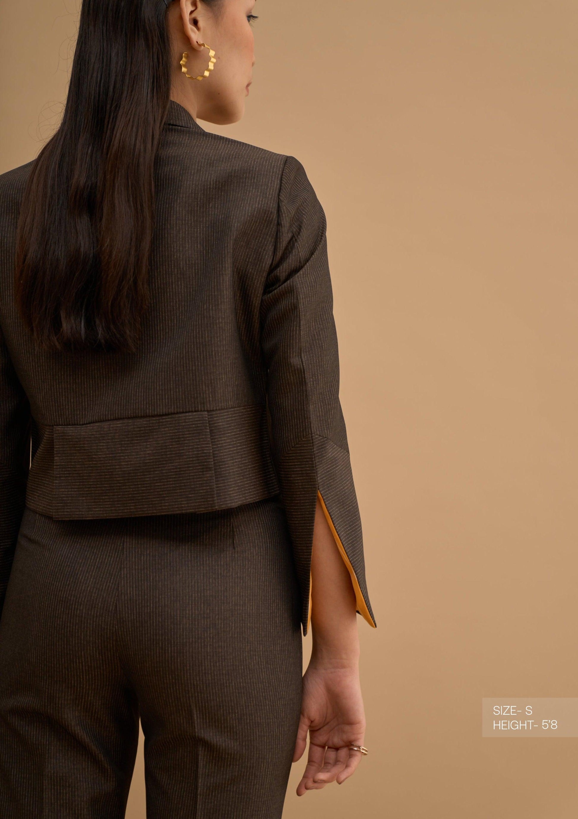 VENT OUT SLEEVE BLAZER 