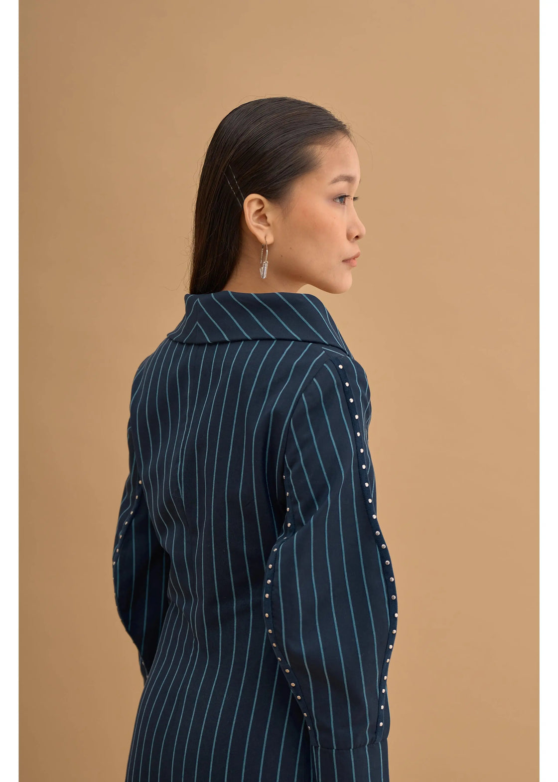 SCULPTED SLEEVE BLAZER DRESS 